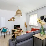 Апартаменти Confort - Artemis - Centre *